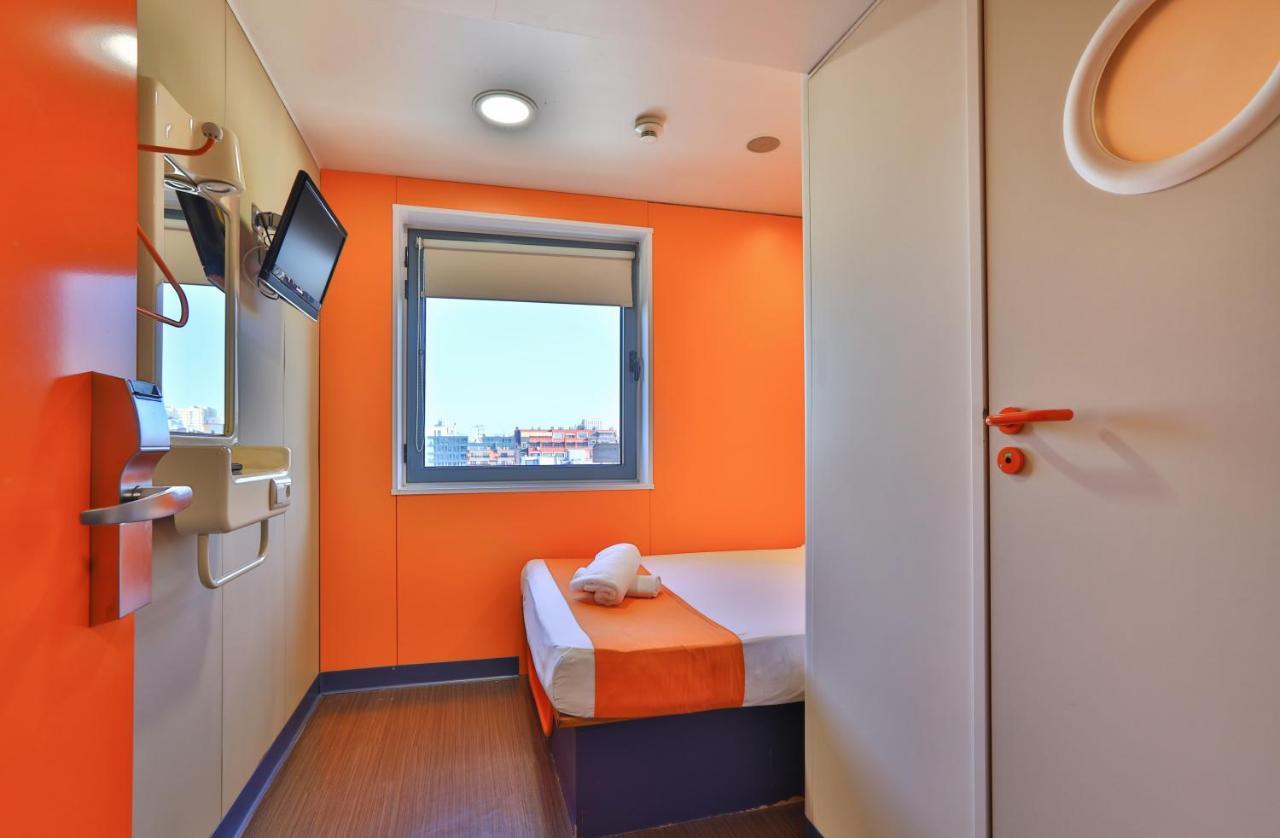Easyhotel Sofia Luaran gambar