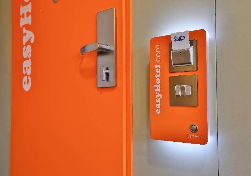 Easyhotel Sofia Bilik gambar